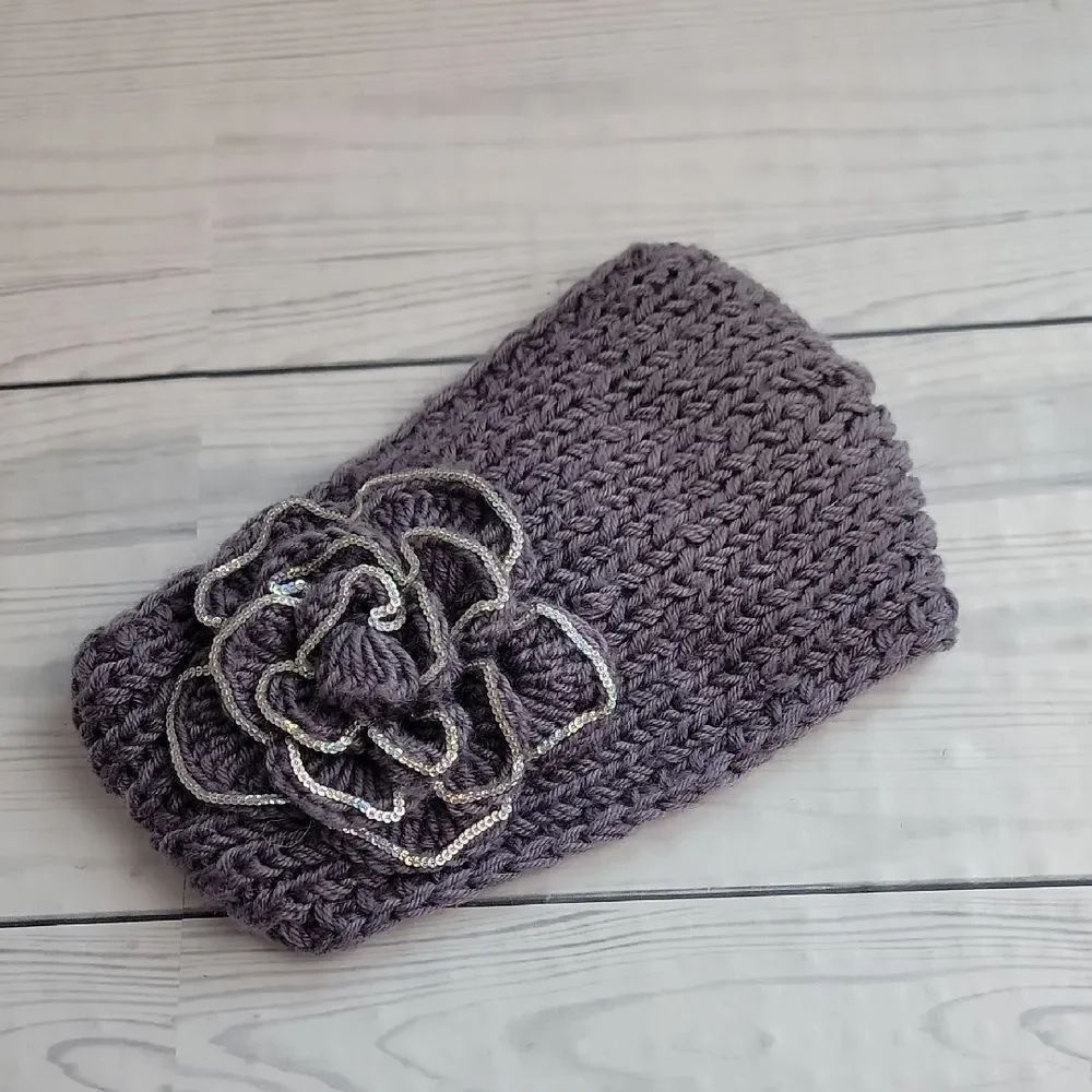 Unbranded Gray Knit Headband with Floral Accent One Size